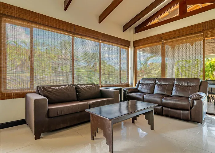 Hébergement de vacances W/ Plunge Pool & Shuttle! Playa Hermosa (Guanacaste)
