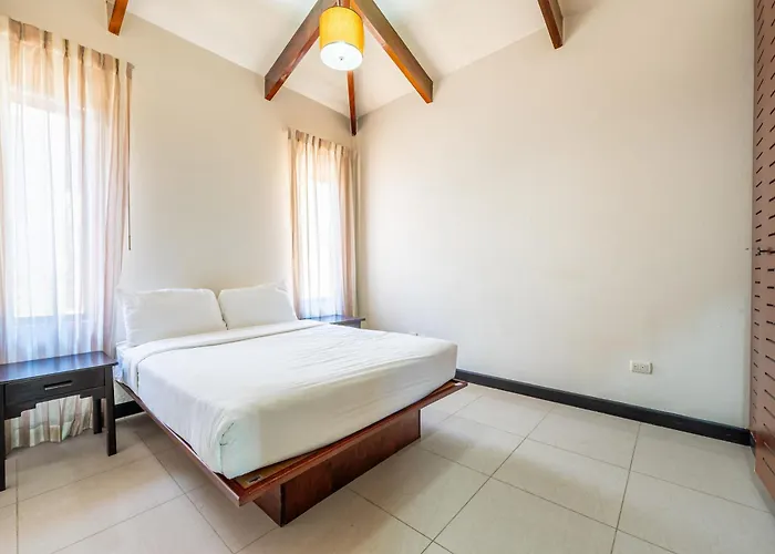 Hébergement de vacances W/ Plunge Pool & Shuttle! Playa Hermosa (Guanacaste)