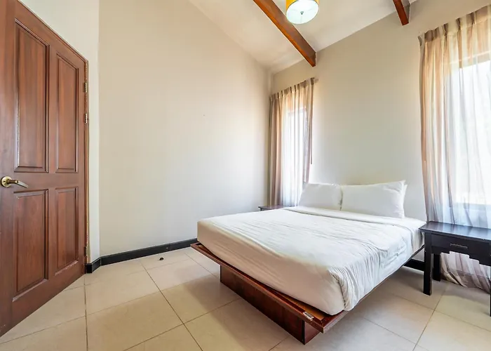 W/ Plunge Pool & Shuttle! Сasa de vacaciones