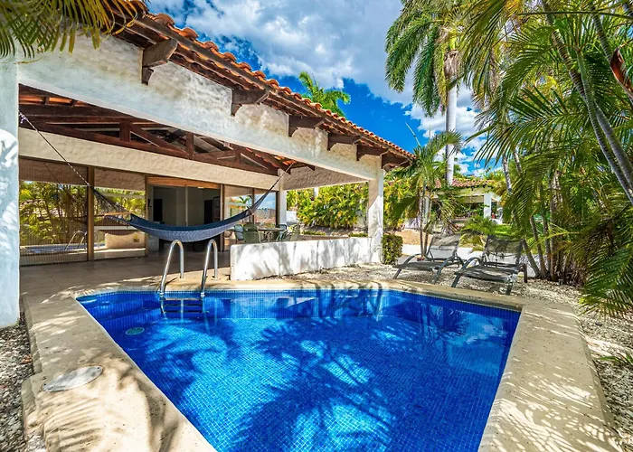 Hébergement de vacances W/ Plunge Pool & Shuttle! Playa Hermosa (Guanacaste)